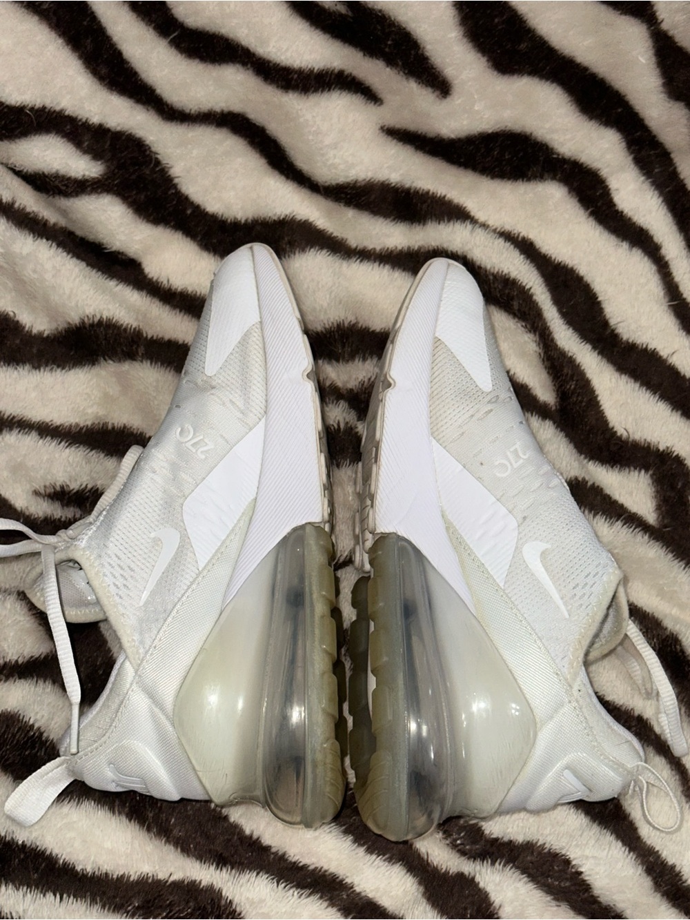 Nike Kids White Air Max 270 Youth Sneakers - Picture 10 of 10